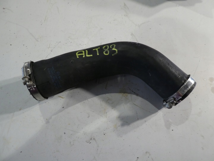 pipe hose of the intercooler VOLKSWAGEN T5 7E0145709B