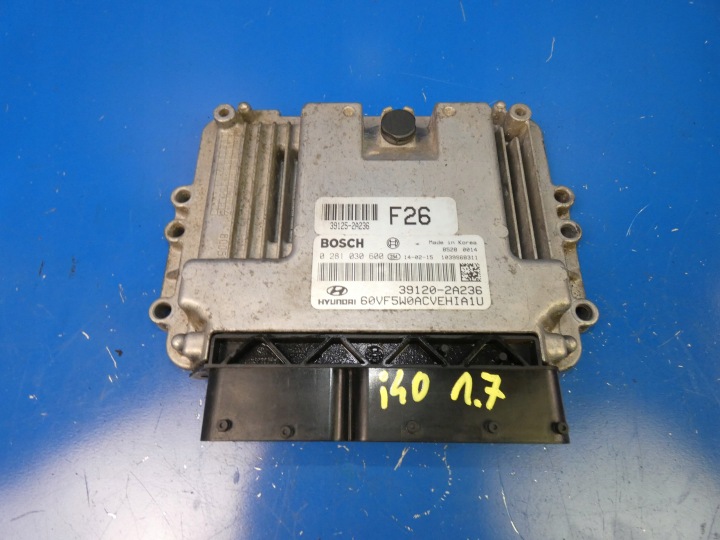 HYUNDAI I40 1.7 CRDI computer of the engine control unit