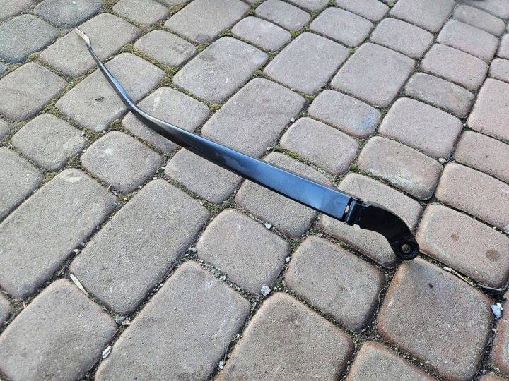 ramínko prístrojovka stěrače okna předek przedniej Toyota Highlander XU70