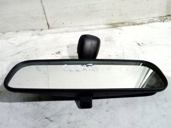 Kia Cerato und Innenspiegel Rückspiegel innen