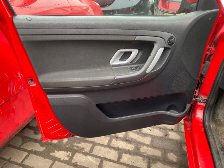 Skoda Fabia 2 II 07-14 Habillage revêtement panneau intérieur porte Gauche Latérale/côté Latérale/côté Gauche