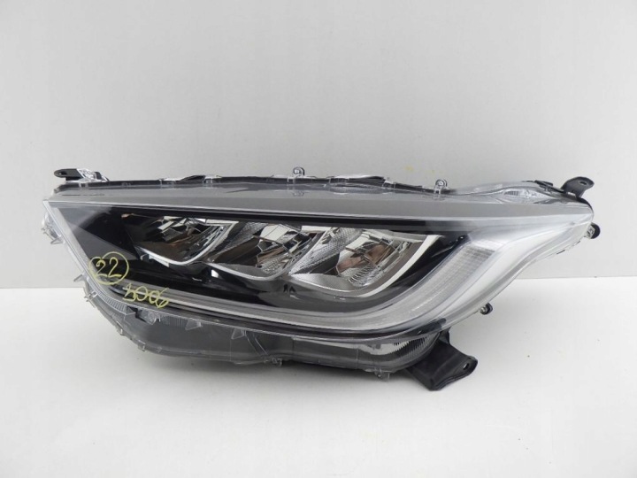 TOYOTA YARIS 4 IV P21 FULL LED 2020- licht links vorne