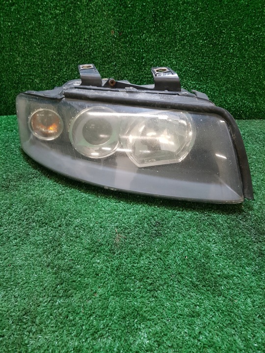 Licht rechts vorne AUDI A4 B6 8E0941004M