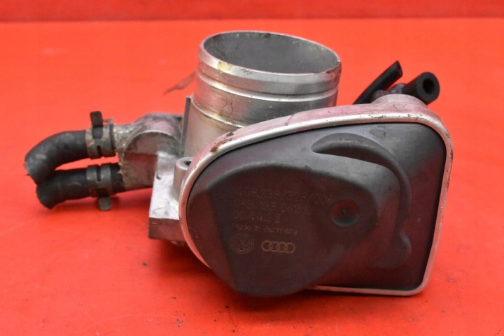 Vanne boitier papillon 06B133062L VW PASSAT B5 2.0 8V 115 KM LIFT 00-05