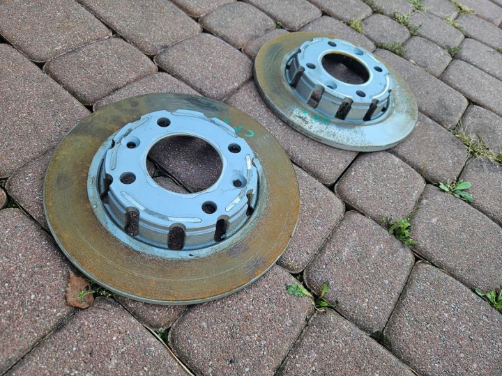 Disques Arrière Arrière komplet Petit przebieg Opel Corsa F