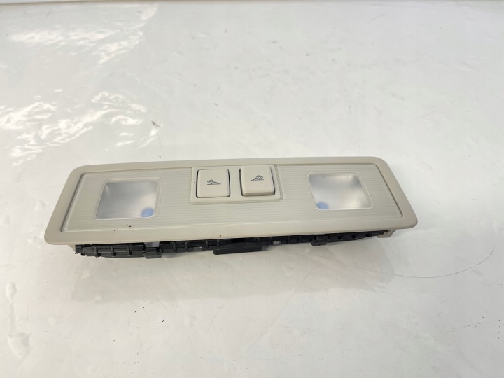 FANALE CIELO INTERNO Oswietlenie cabina Volkswagen Golf VII 5G0947291JY20