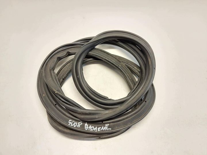 Peugeot 5008 III E5008 dichtsatz heckklappe kofferraum heck hinten 9839897050