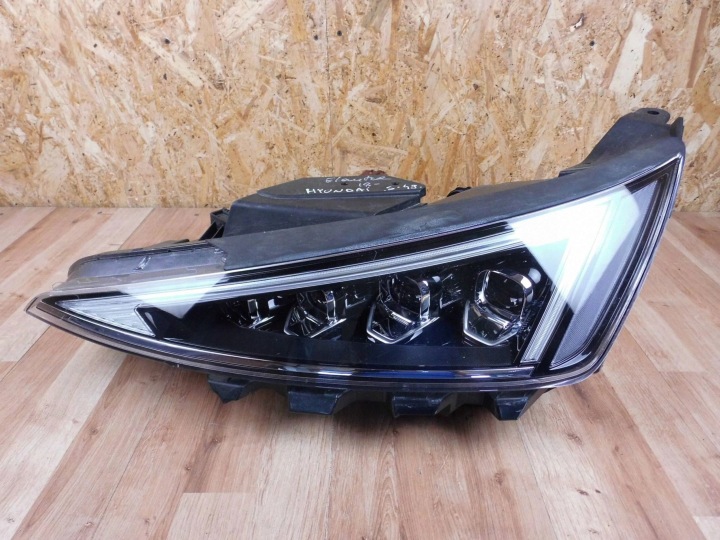Hyundai Elantra VI 2019-2020 LIFT Licht links vorne vorne 92102-F2