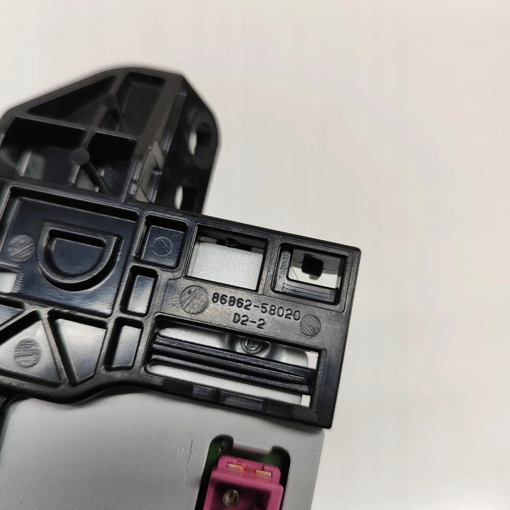 LEXUS UX AA1 , AH1 , MA1 Antena 2020 7