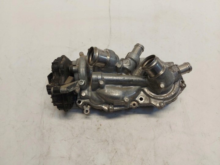 Ford Tourneo Connect III MK3 Wasserpumpe regler modul 1.5 TSI 05E907593