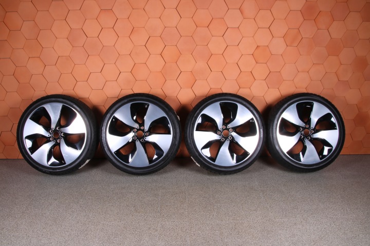 BMW i8 I12 i8 I15 CERCHI RUOTE CERCHI ruote pneumatici, gomme Pneumatico invernale KOMPLET 20" BRIDGESTONE