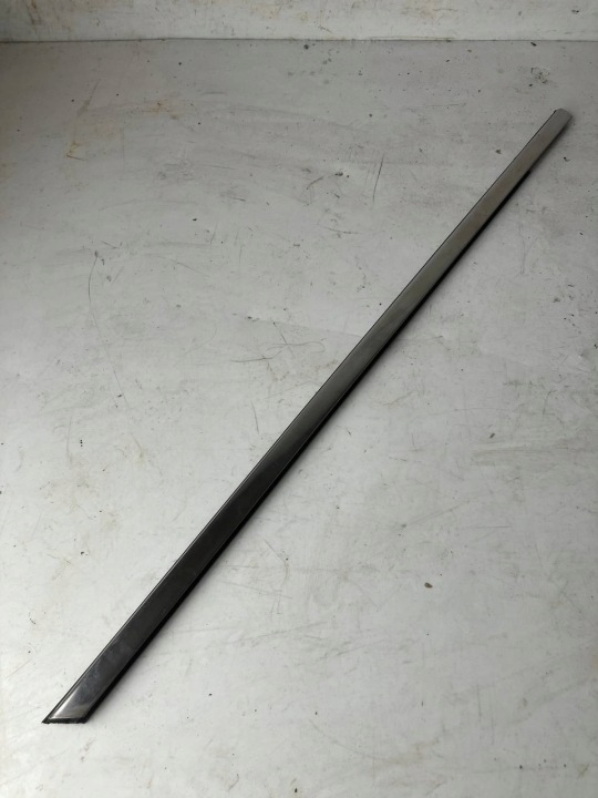 lajsna za prašinu CHROM vrata lijevi prednji dio C4 PICASSO II 9677090980 #28