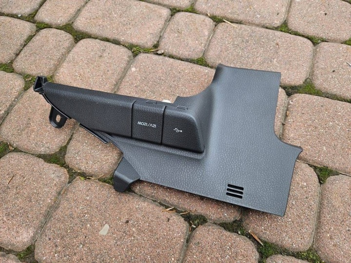 plastični poklopač konzoli tunelu Toyota Camry VIII XV70 55434-33110