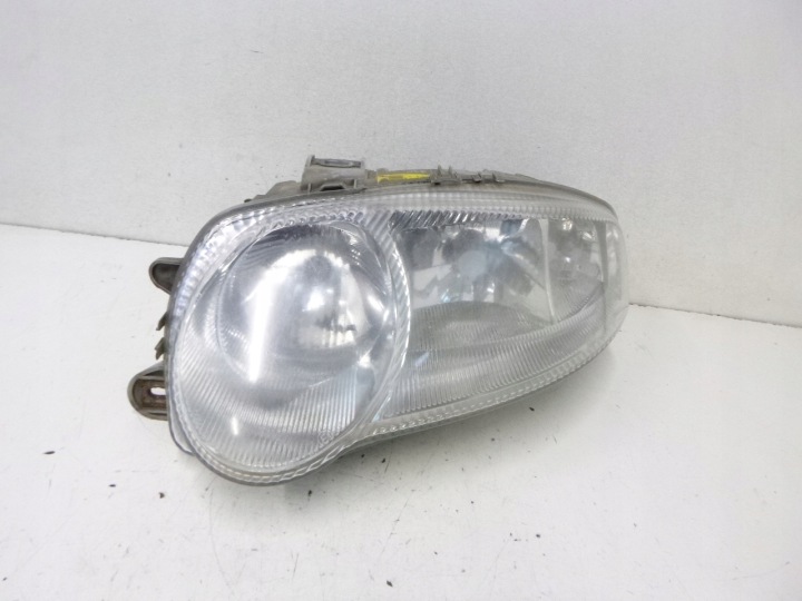Feux phare Avant Alfa Romeo 147 2003r.