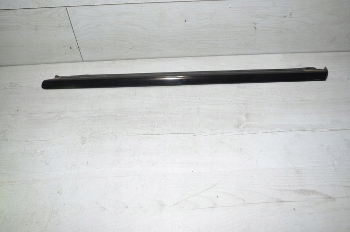 moulding fender right rear part Mercedes R-klasa W251