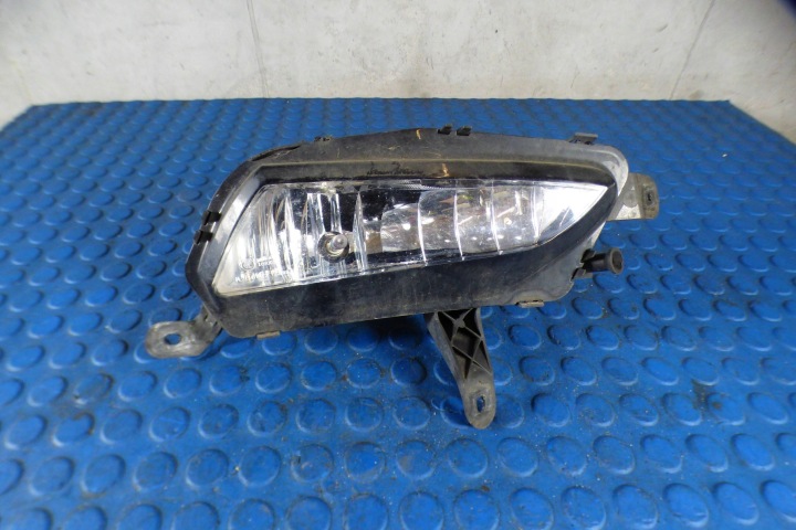 Opel Astra K V maglenka desni branika 42554561