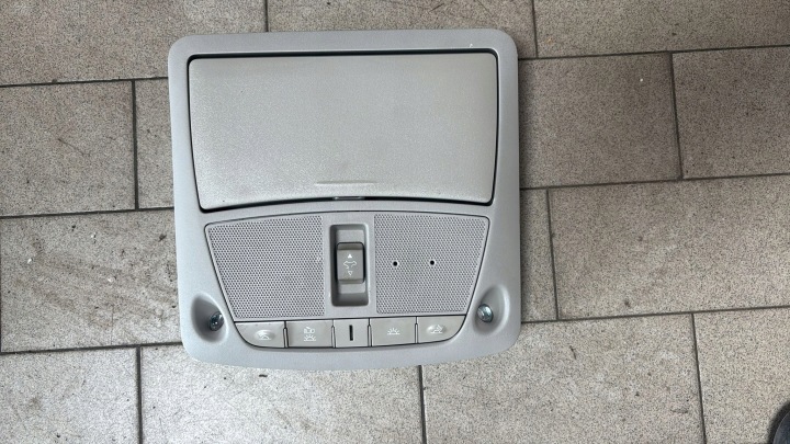 feu éclairage cabine NISSAN NAVARA IV NP300 D23 264305JU7C