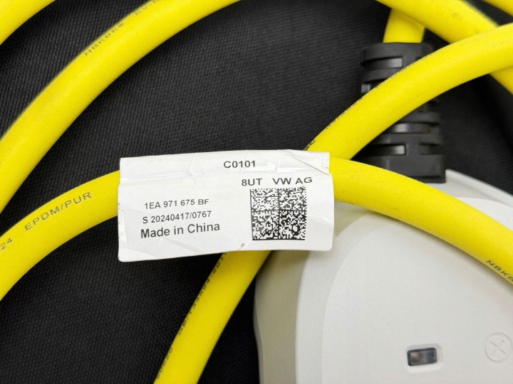 Electric vehicle charging cable Cupra Formentor 1EA971675BF 10