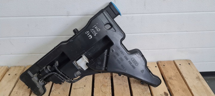 A4 B9 8W VASCHETTA Serbatoio acqua tergicristalli 8W0955451L A5 8W berlina