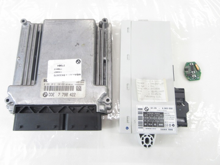 Bedienteil DES MOTORS CAS Schlüssel BMW 5 e60 e61 2.5 3.0 M57N 7798422 177k 218km
