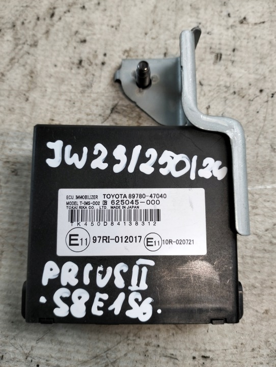 module unité de commande électronique uce IMMOBILIZERA TOYOTA PRIUS II 1.5 89780-47040
