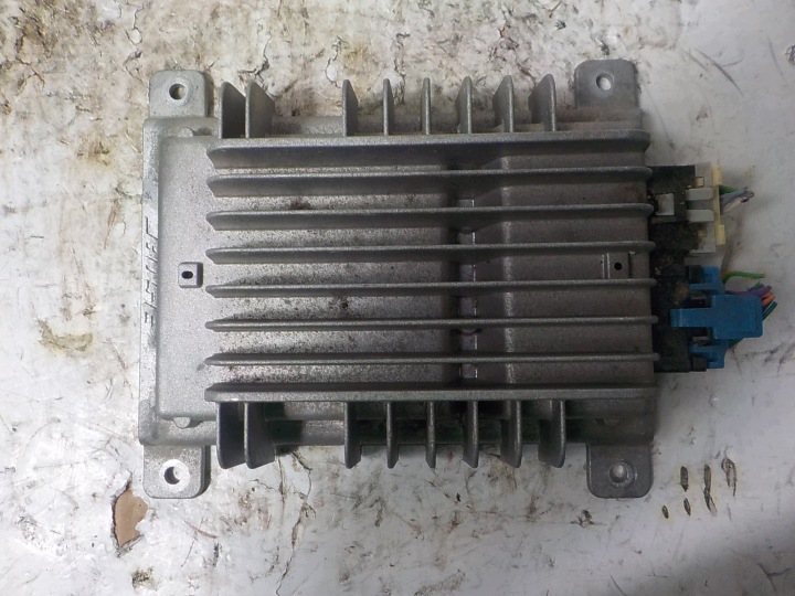 NISSAN QASHQAI J10 AMPLIFICATORE 28060EY10B