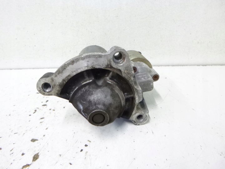 starter Peugeot 407 2.0 2006r. 0001108400