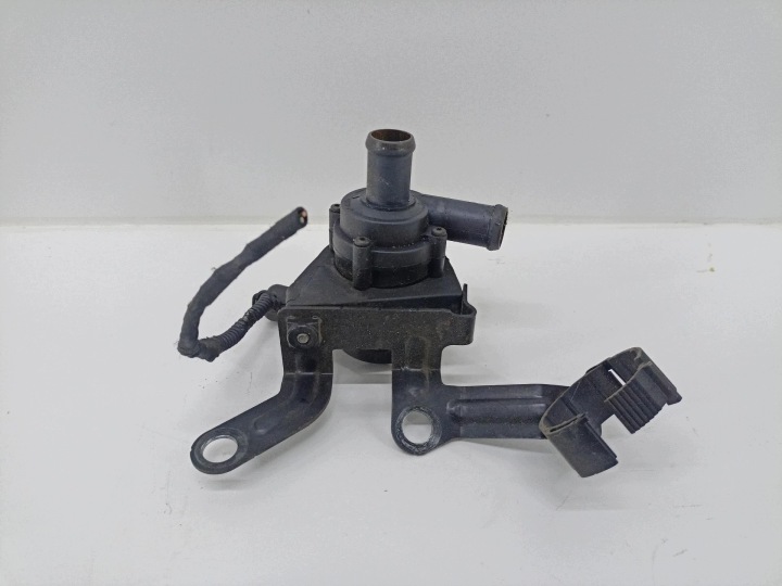 supplémentaire pompe eau moteur auxiliaire Volkswagen Touran 1 2nd facelift 2011 1K0121093