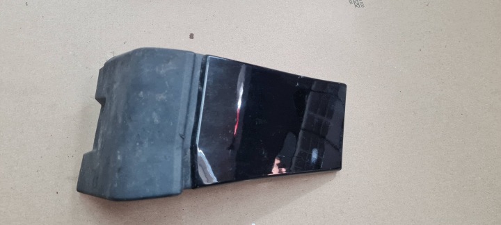 Ford Edge II 2020 ST LIFT moulding cap for fender left UM FT4BR1055DGW