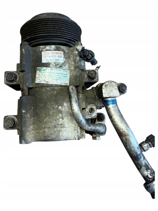 compressor of the air conditioning KIA SORENTO and (JC) 977013E350 2.5L diesel 103kW 2006