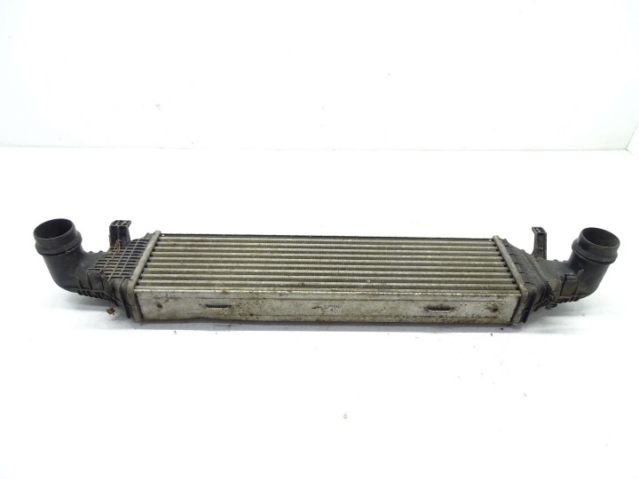 hladnjak zračni interkuler MERCEDES W204 W212 A2045000200
