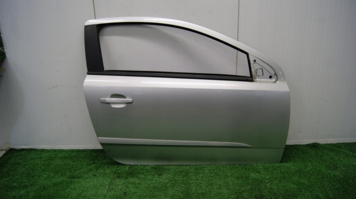 Tür rechts vorne 3D OPEL ASTRA H 2005 Z157