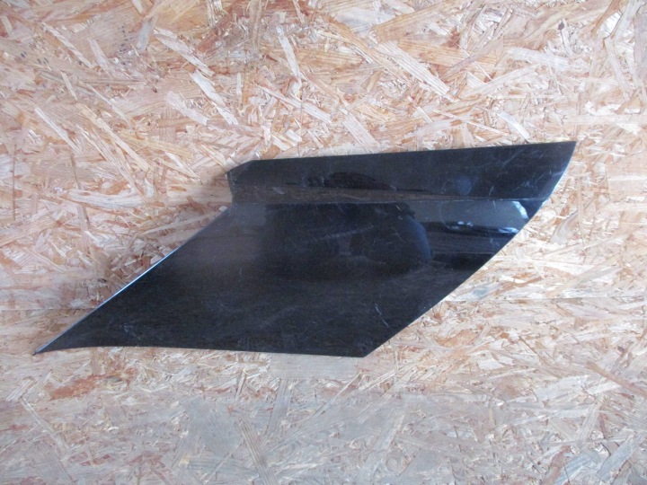 copertura GREMBIALINA SLUPKA sinistra LAND ROVER VELAR L560