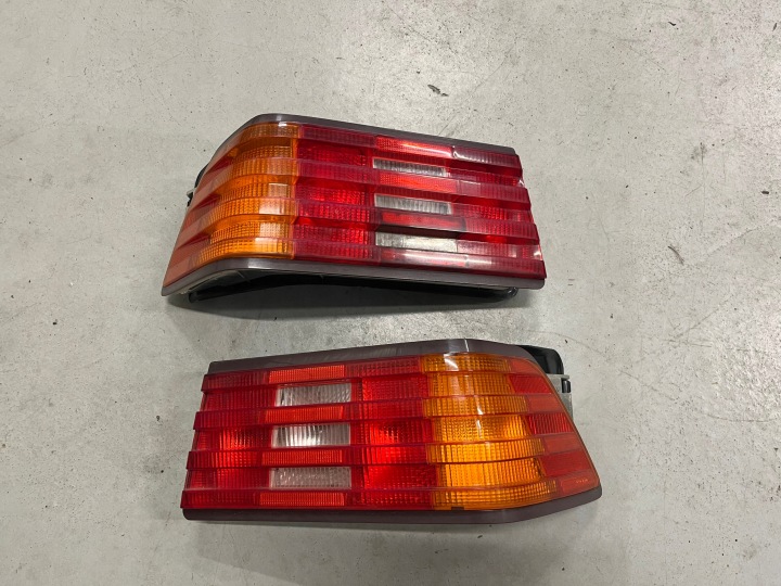MERCEDES R129 SL 500 feux arrière arrière USA 1298200664