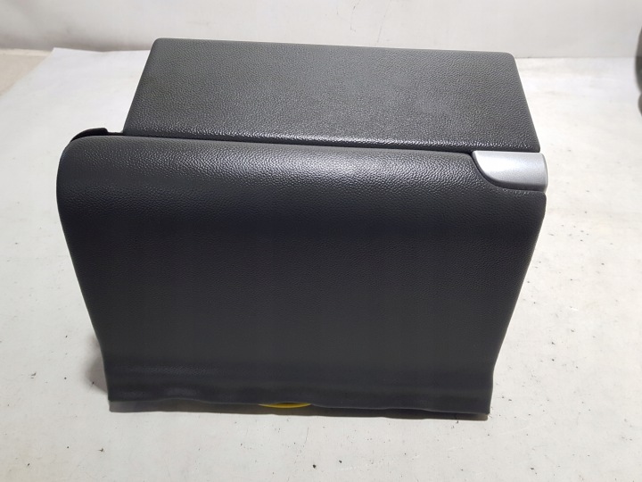 passenger compartment plato MERCEDES SL R230 2308100141 left rear part