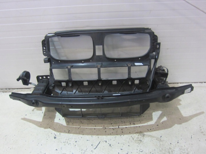BMW X5 E70 Schlossträger vorne KANAL Zufuhr Stoßstangenträger Versteifung 7165458