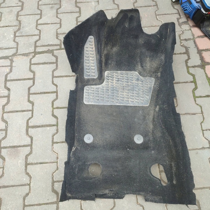 Revêtement de sol du sol Avant Avant Bouche buse Gauche Fiat 500X 07356249810