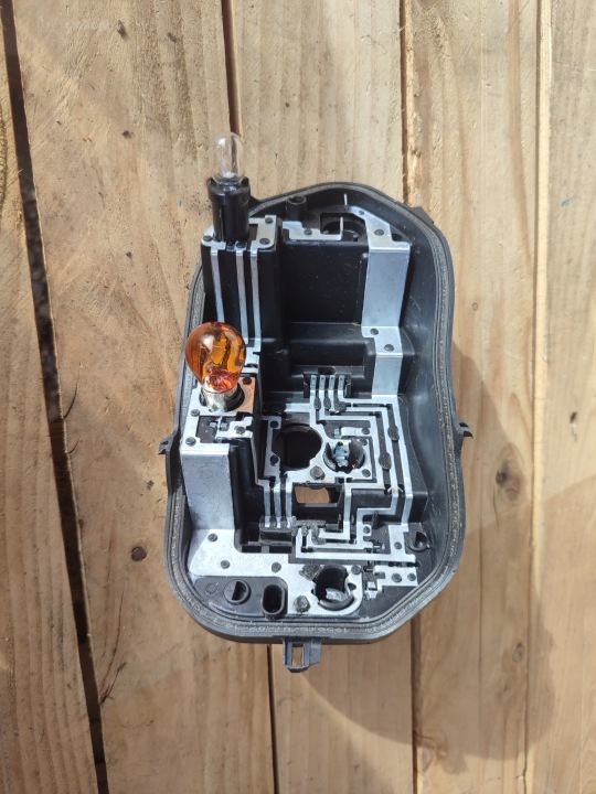 platine porte ampoule feux droite arrière arrière Seat Ibiza V 5 portière 212756-02