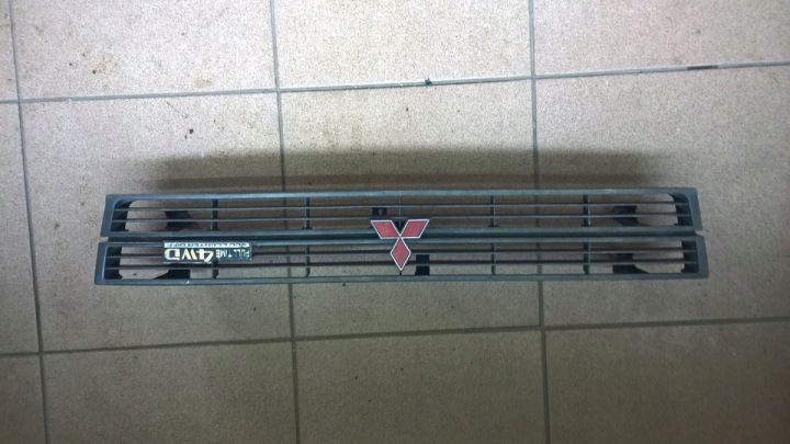 GRIGLIA MITSUBISHI MITSUBISHI