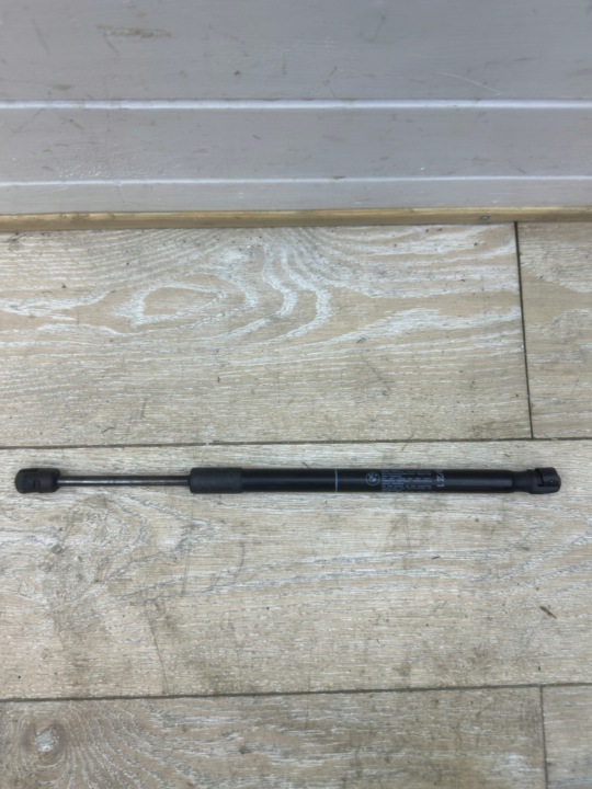 left damper bonnets BMW X5 (F15, F85) 7308065 3.0L diesel 190kW 2015