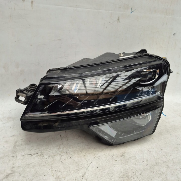 SKODA KAROQ 57B 17- Feux phare Gauche Avant Avant FULL LED 57B941015D