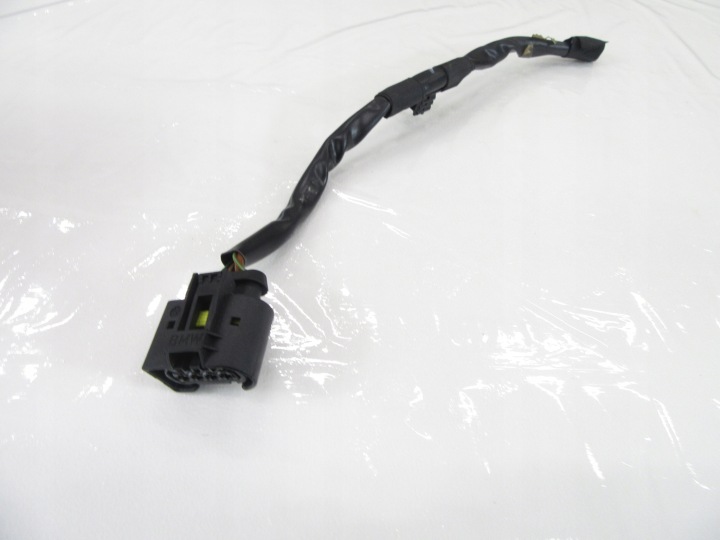 zástrčka kostka silniczka stieracov BMW e60 e61 e70 e81 e87 e90 e91 4 piny