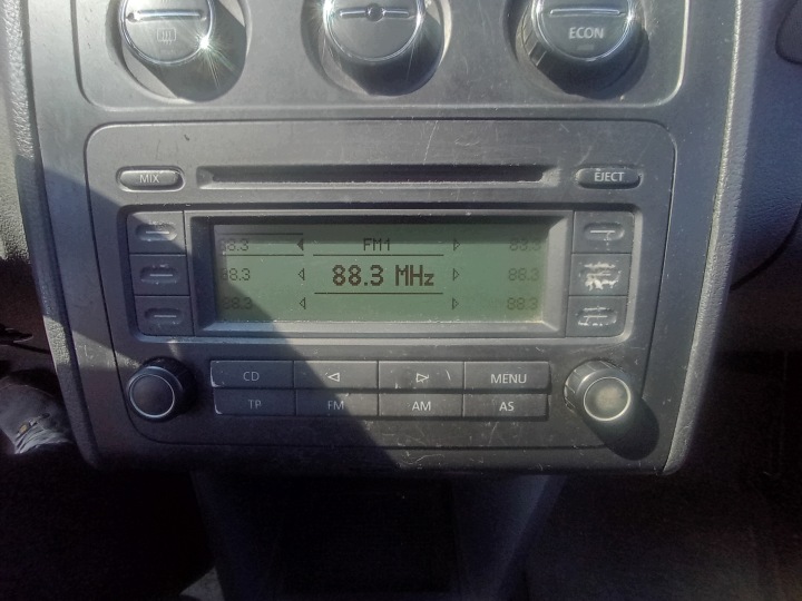 RADIO originale CD manca VW Touran 1 l 03-06