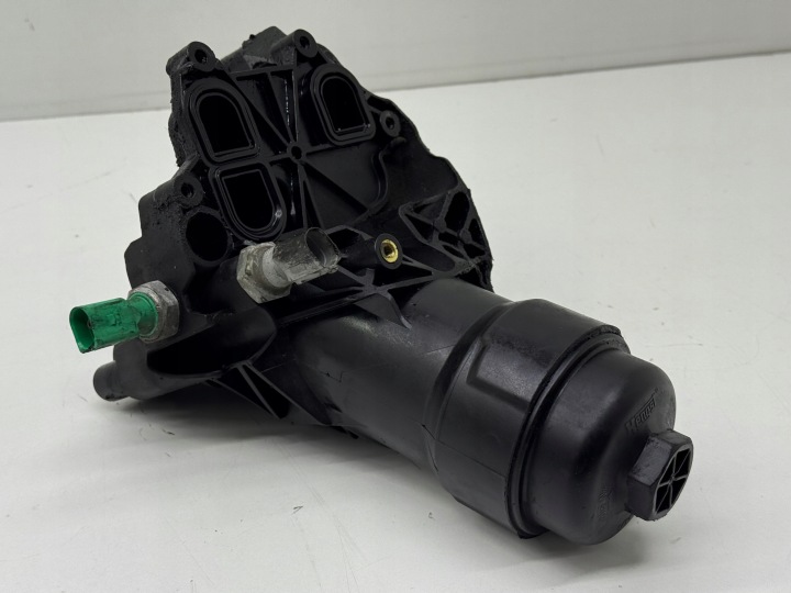 AUDI A6 C7 2.0 TDI CNH holder cover of a filter, oil + sensors original
