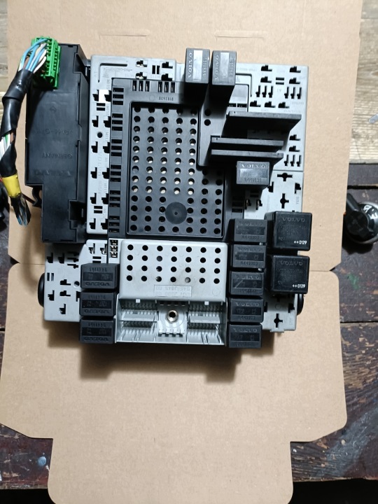modul CEM VOLVO S60 S80 benzin 8676284 8645716
