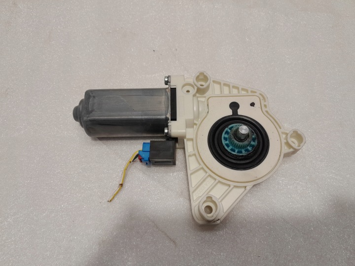 AUDI A4 B9 LIFT Motorino VETRO finestrini Destra Anteriore 5Q4959802B