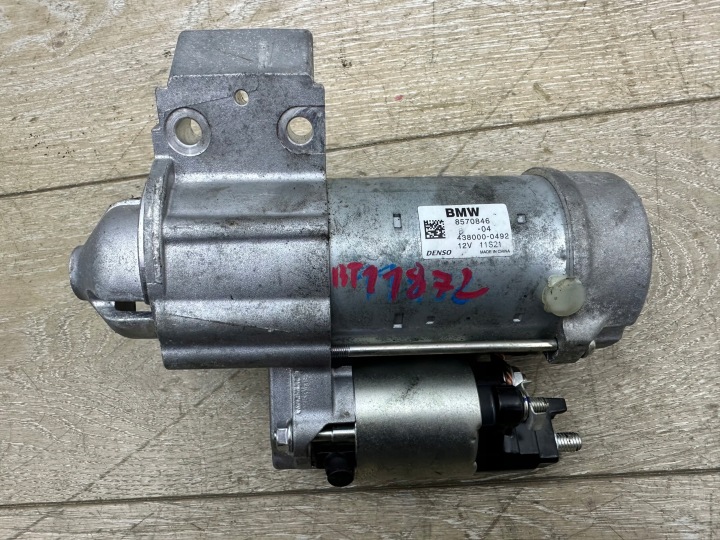 Moteur du démarreur 2.0D B47D20A BMW F10 F11 8570846