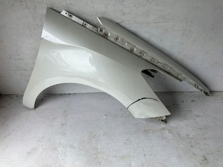fender right front CITROEN DS5 KWED