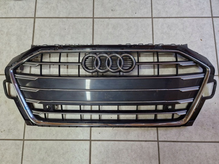 GRILLE AUDI B9 LIFT 2019R->