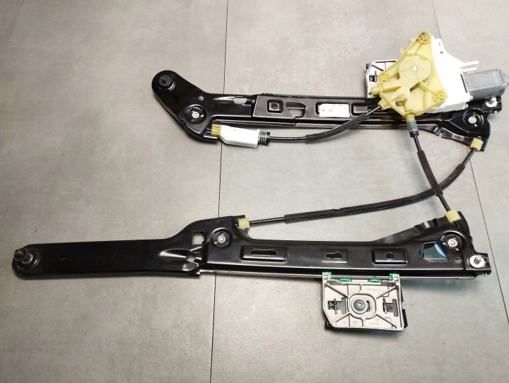 Audi A7 4G Gestänge Fenster links heck 4G8839461C